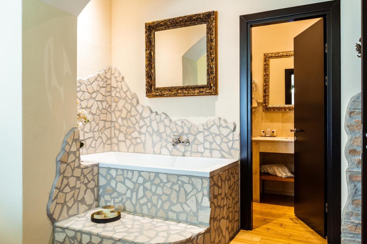 La Locanda Del Conte Mameli Olbia Bagian luar foto